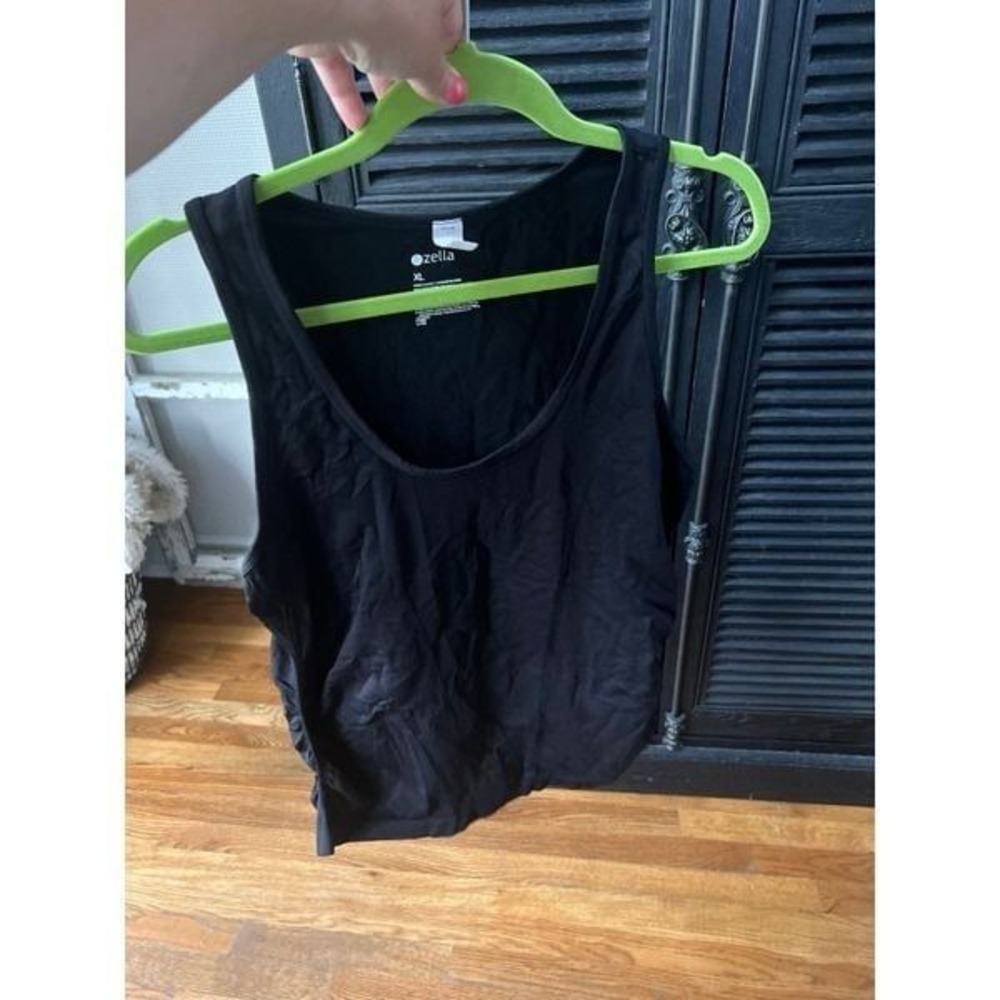 Zella black tank size XL